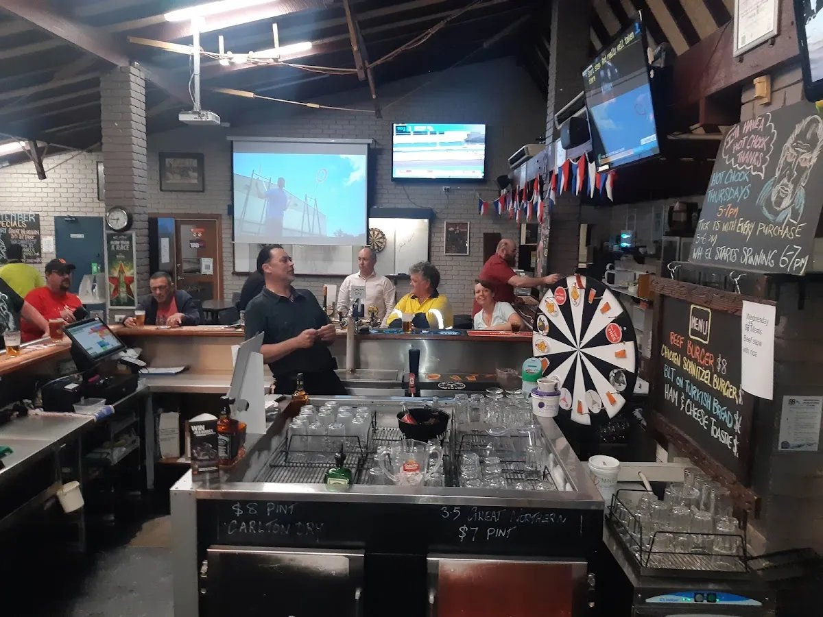 Featured image for Peninsula Tavern