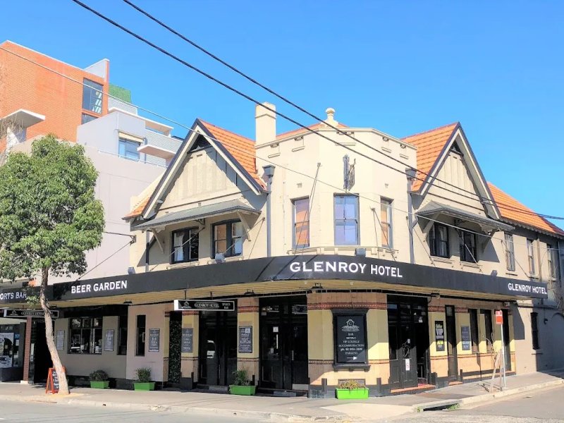 Glenroy Hotel photo 1