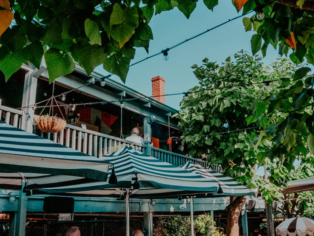 Featured image for Rosemount Hotel