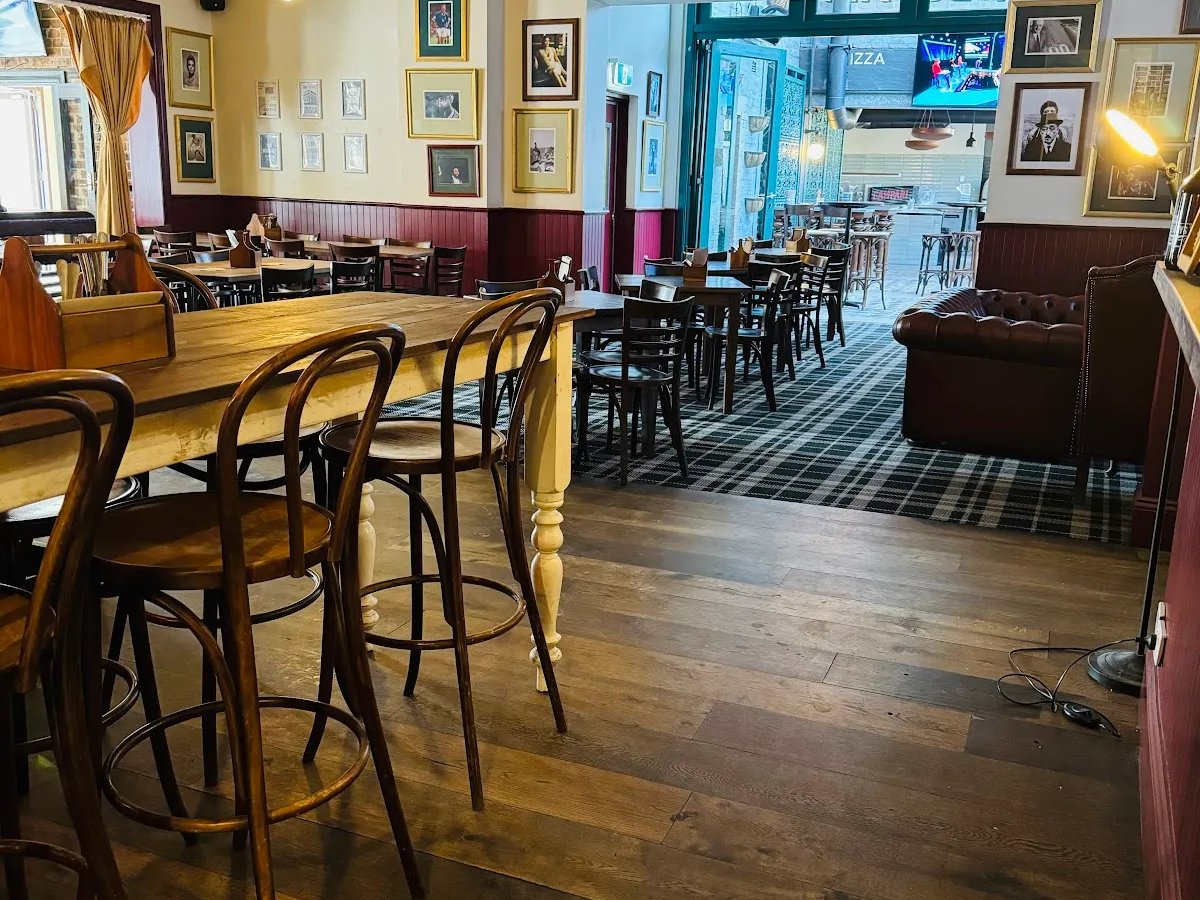 Featured image for Empire Hotel