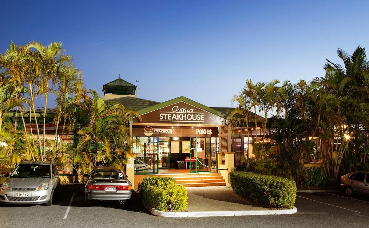 Featured image for Parkwood Tavern