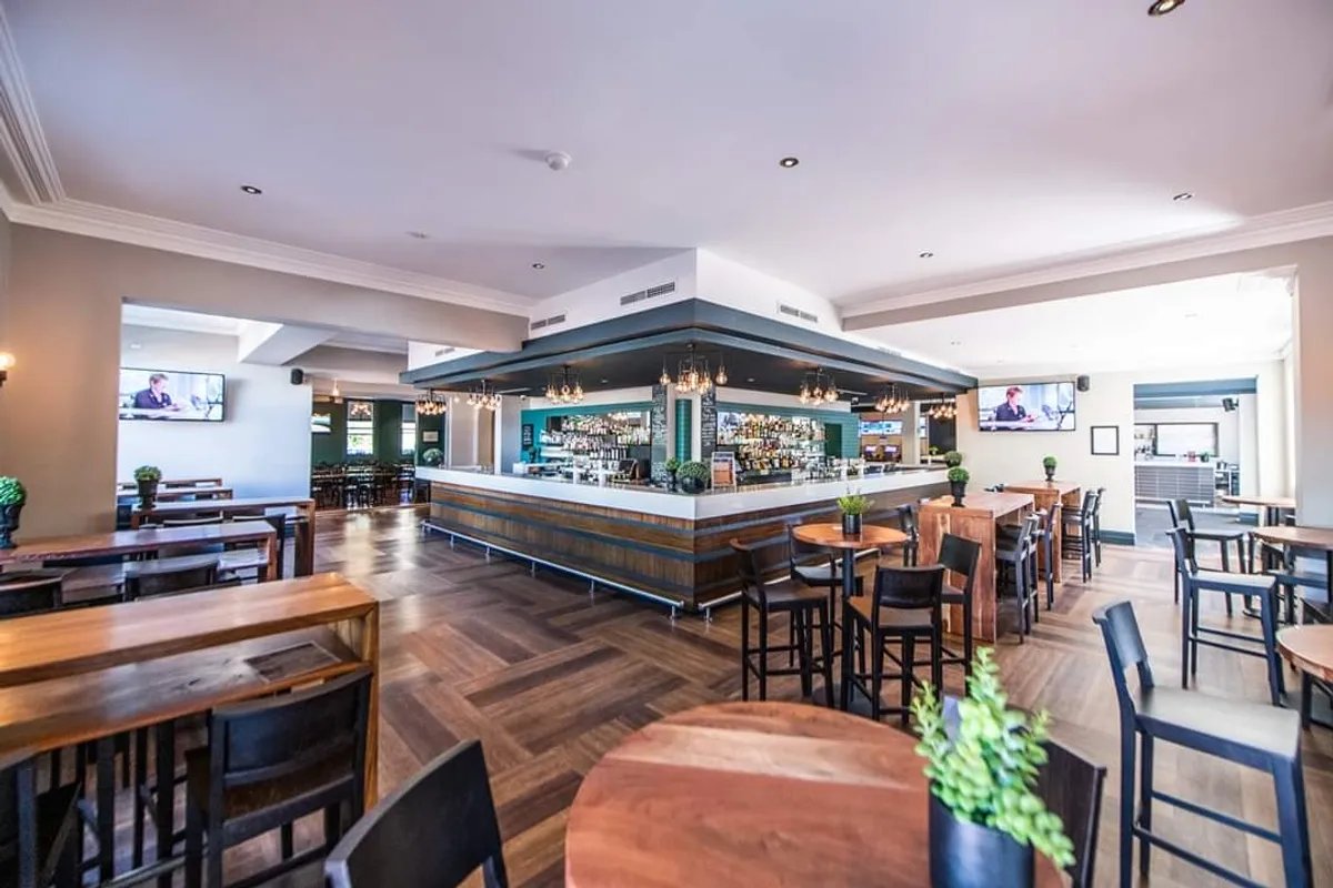 Featured image for Broken Hill Hotel