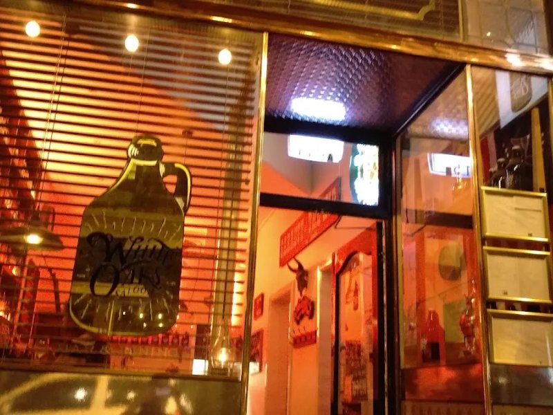 White Oaks Saloon Bar & Dining photo 1