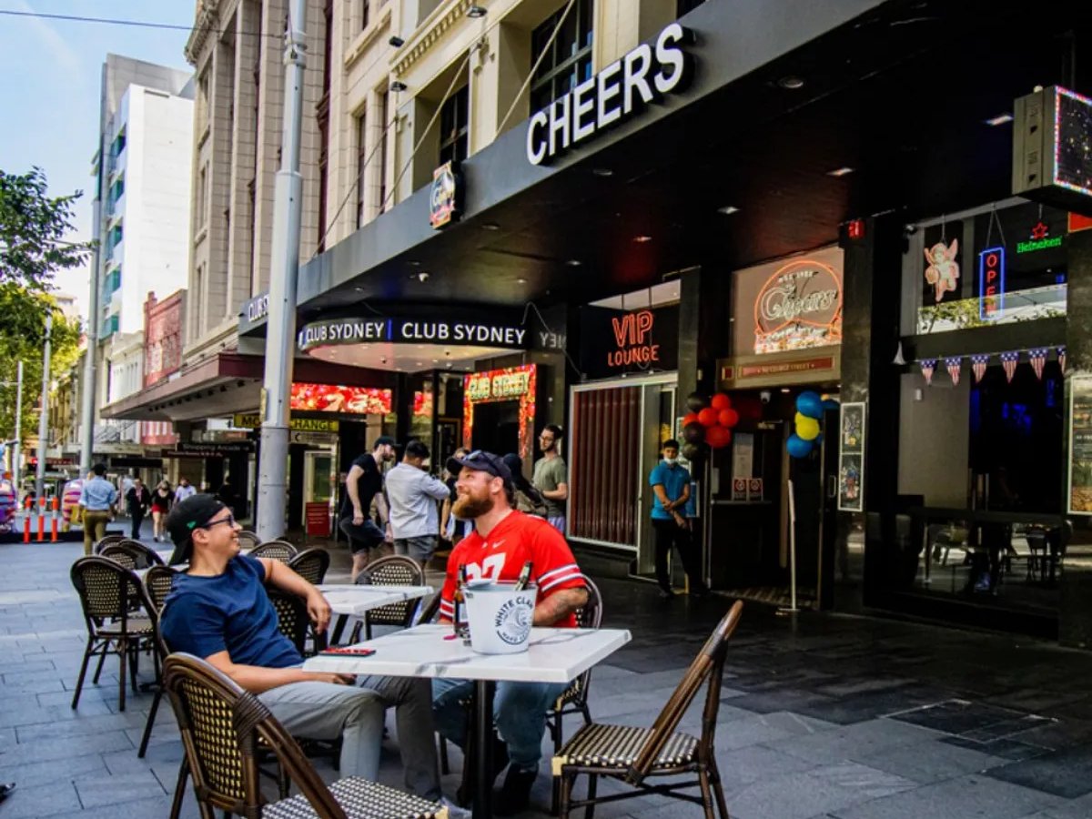 Featured image for Cheers Sports Bar & Grill