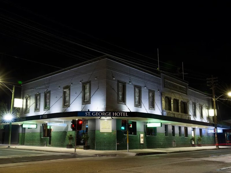 St. George Hotel photo 1