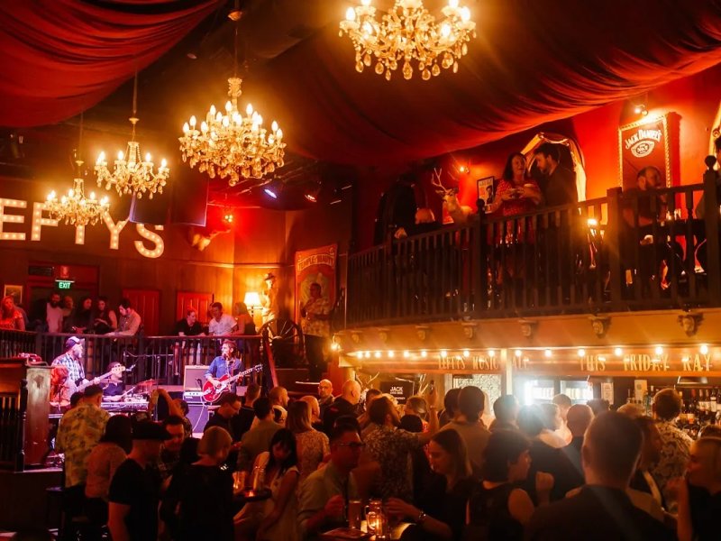 Lefty's Music Hall photo 1
