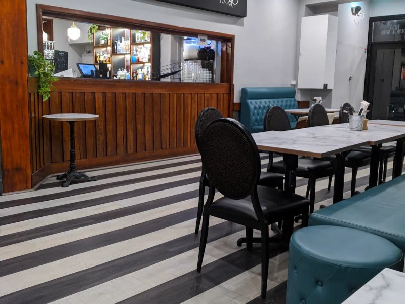 The Stirling Arms Hotel photo 1