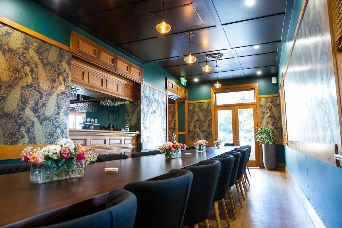 Featured image for Harbour View Hotel