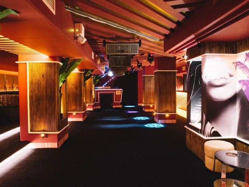 Flamingo Lounge photo 1