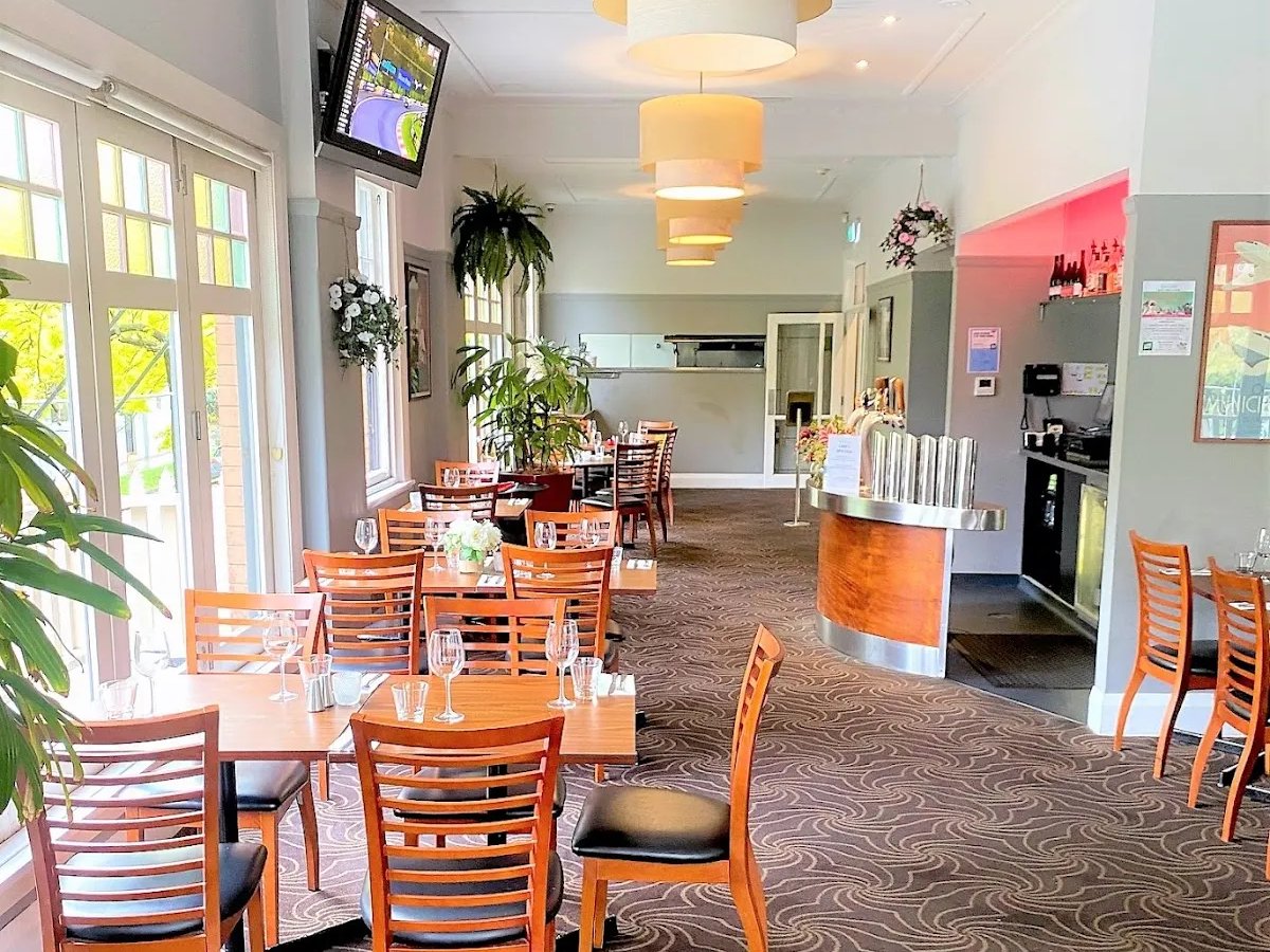 Featured image for Parkview Hotel Alexandria