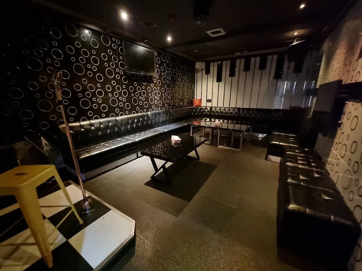Featured image for Melody Karaoke Eastwood