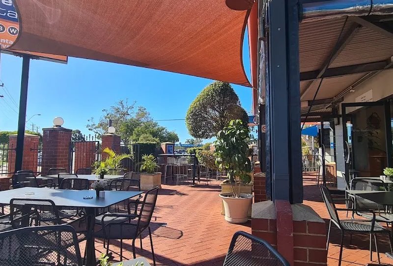Belmont Tavern photo 1