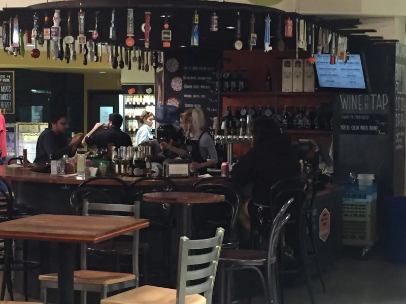 Bar Lamar photo 1