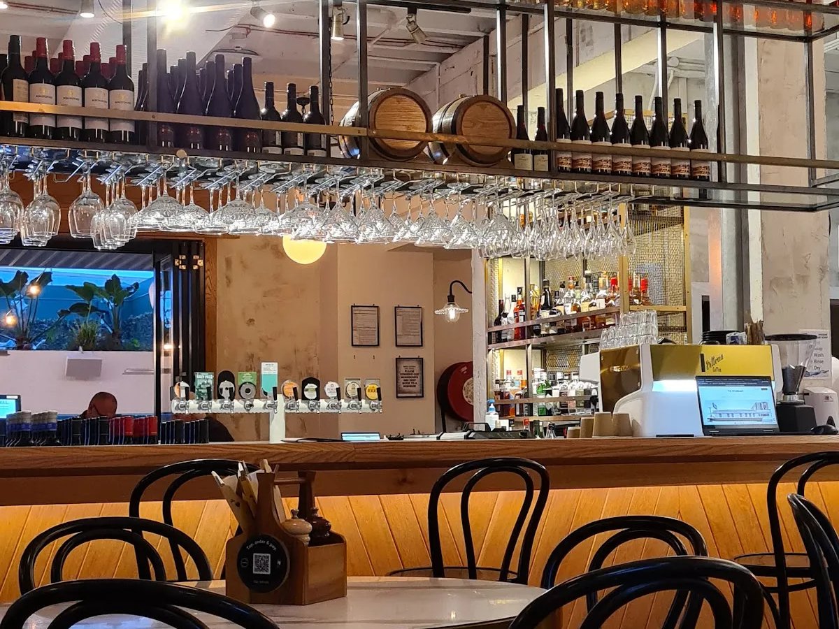 Featured image for The Raven Hotel