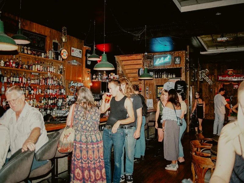 Lulie Tavern photo 1