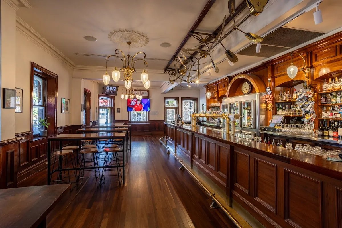 Featured image for The Original Coopers Alehouse