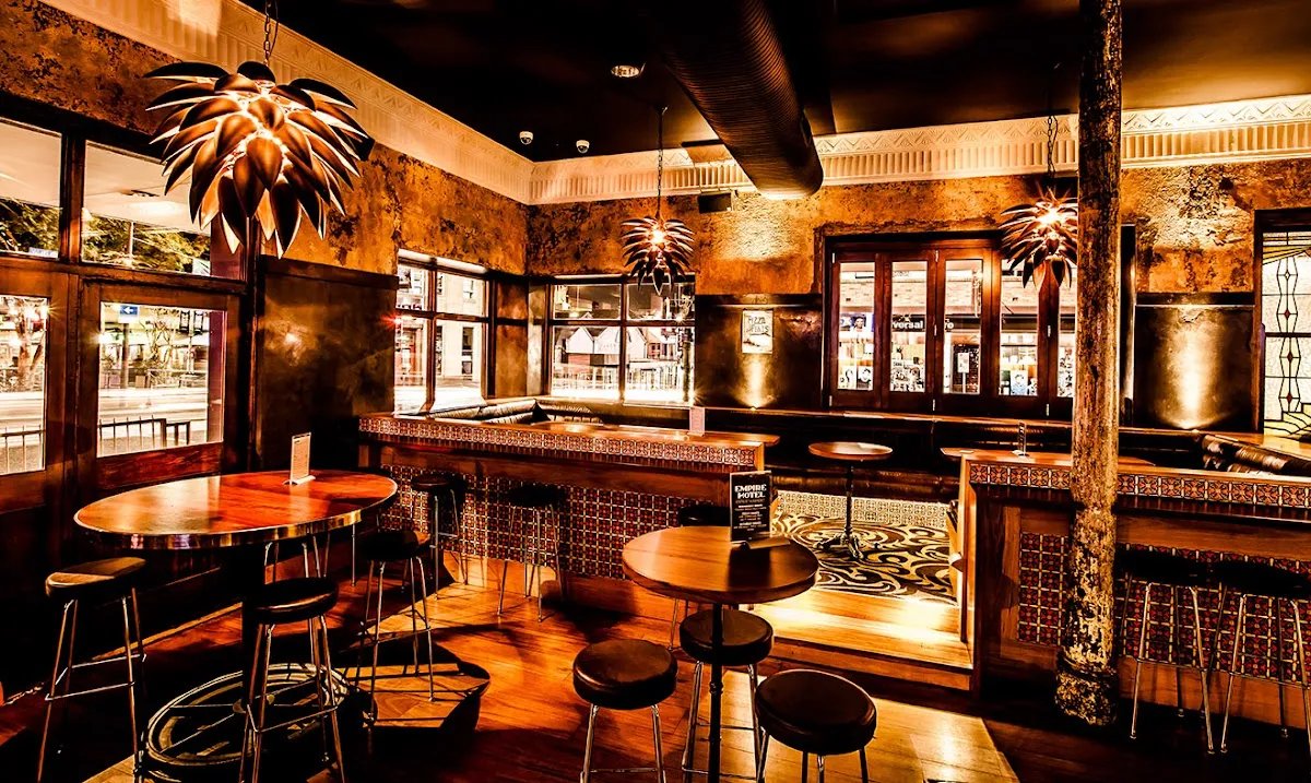 Featured image for Empire Hotel