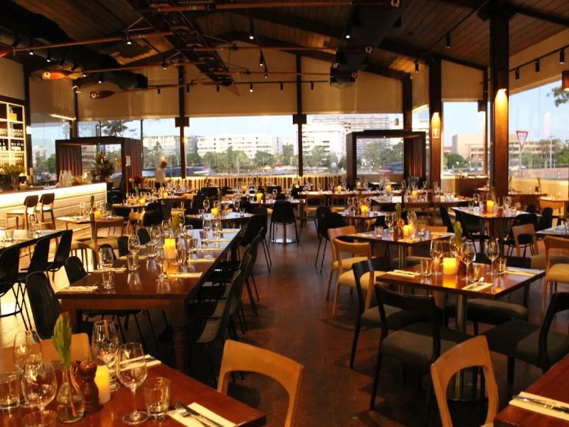 Regatta Hotel photo 1