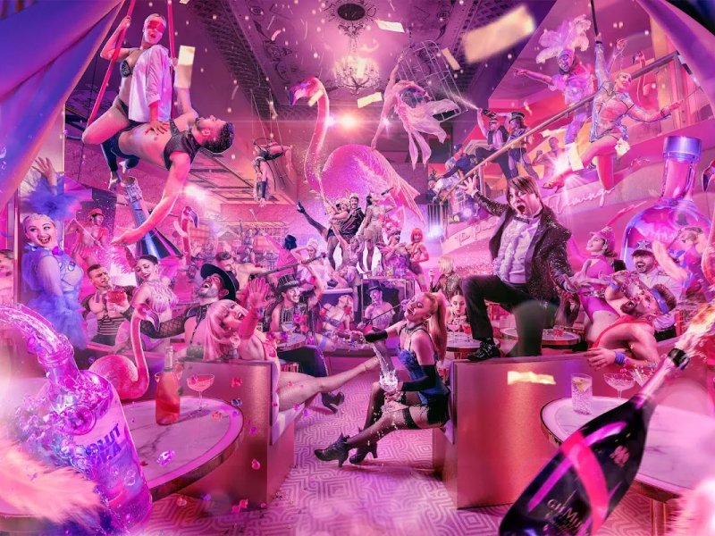 Pink Flamingo Spiegelclub - Gold Coast Attractions photo 1