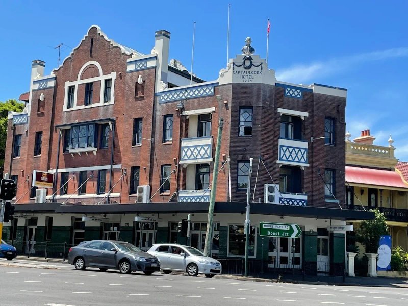 Captain Cook Hotel photo 1