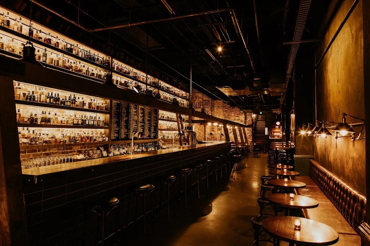 Featured image for Bank Street Social