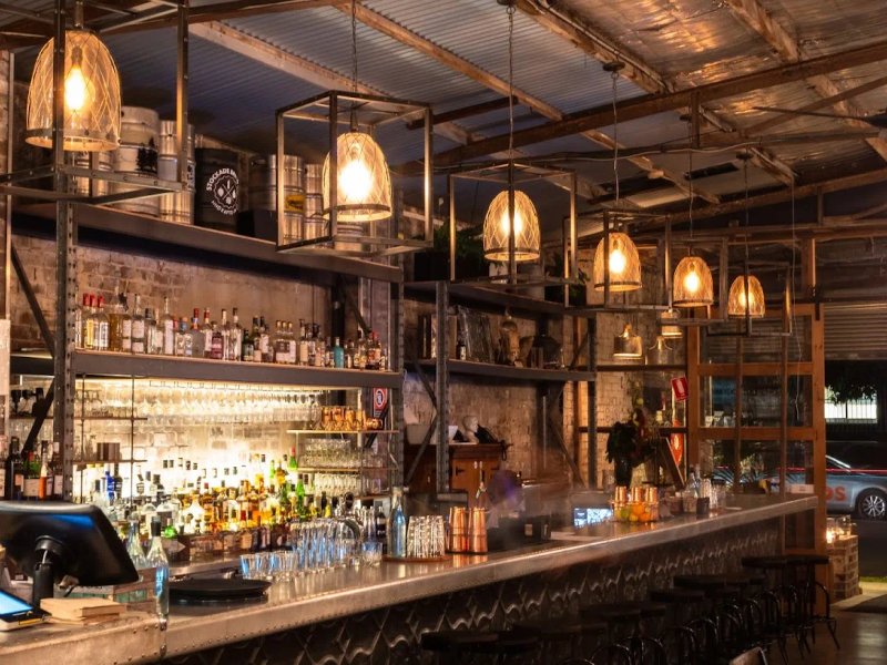 No. 5 Restaurant and Bar photo 1