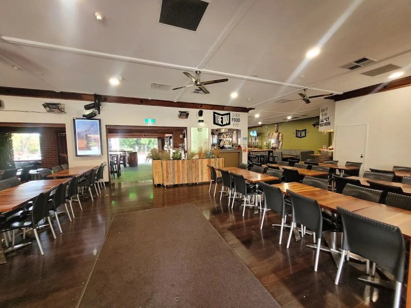 Curtin Tav photo 1