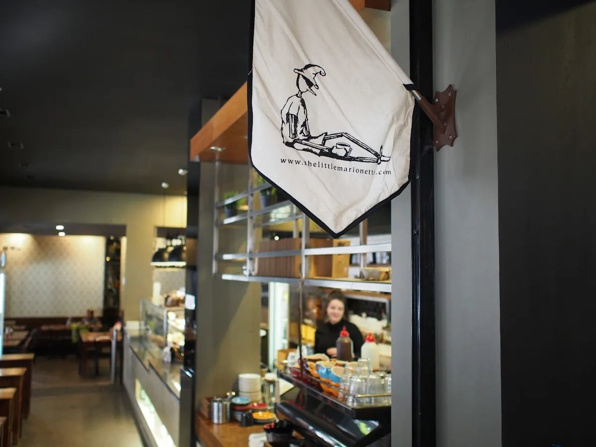 Featured image for Hoochie Mamma Cafe