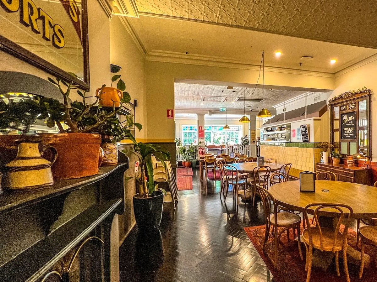 Featured image for Bridgeview Hotel
