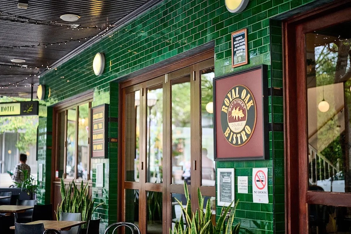 Featured image for Royal Oak Hotel