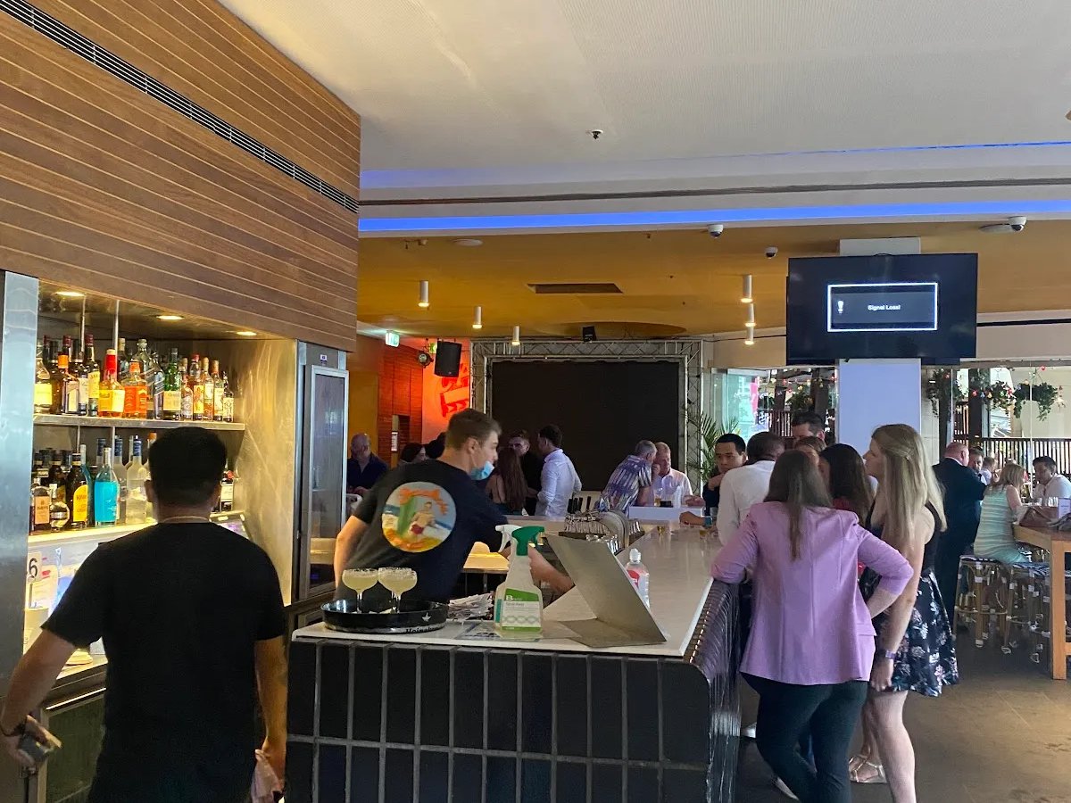 Featured image for Pontoon Bar